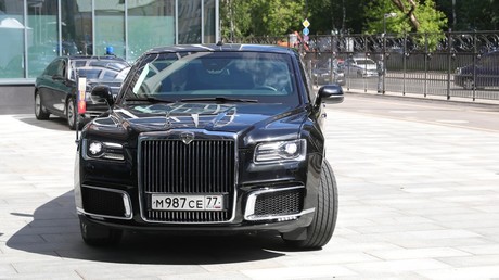 UK PM Theresa May says Donald Trump told her to sue the EU 