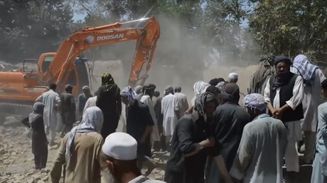  Civilians uncover the rubble after an airstrike in Kunduz © Credit: Ruptly