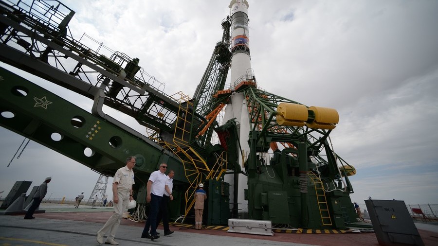 Russian space boss Rogozin promises ‘serious battle’ with foreign competitors