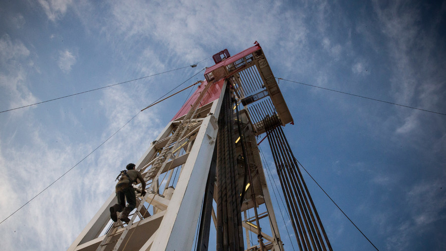 Can US shale stop a global oil supply crisis?