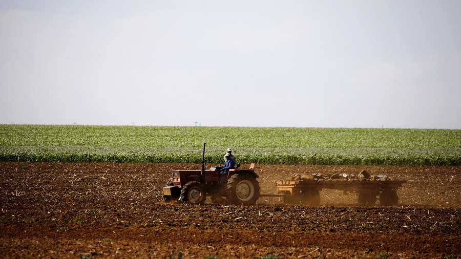 Trump orders Pompeo to ‘closely study’ South Africa’s land expropriation