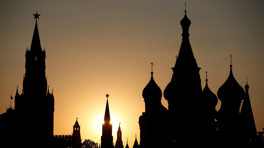 Russian ruble tremors continue on sanctions fears