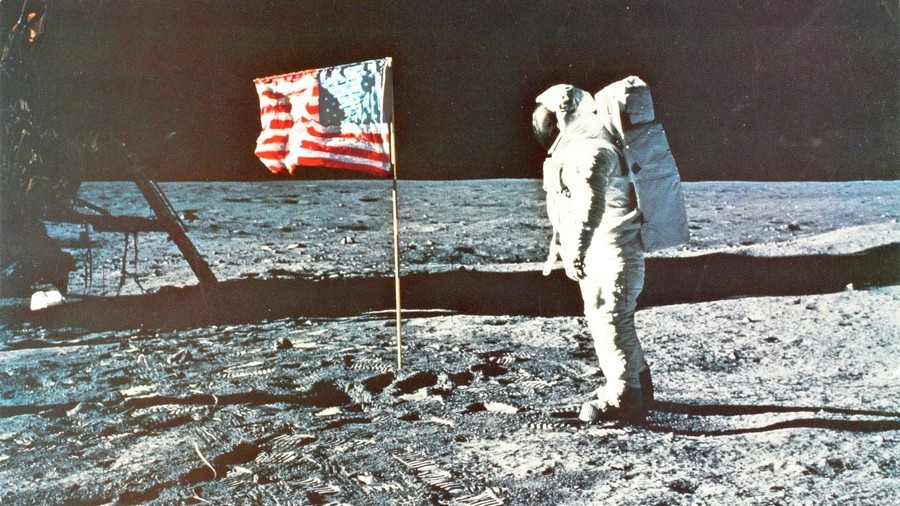 moon landing movie stirs controversy by leaving out american