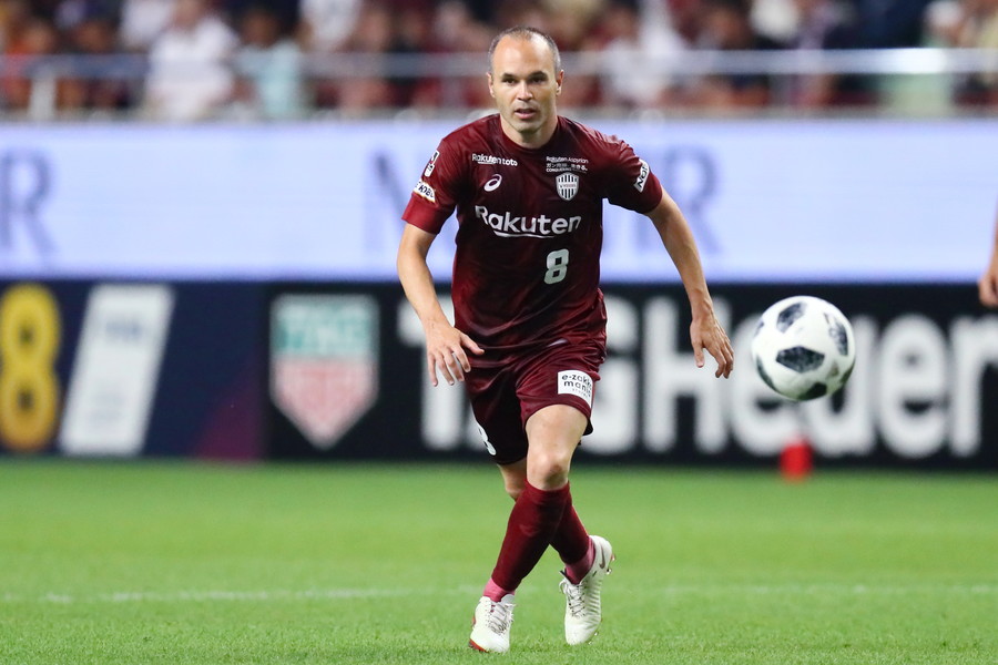 Seeing Double Japanese Club To Hire Iniesta Impersonator After Spanish Star Set To Miss Game Rt Sport News