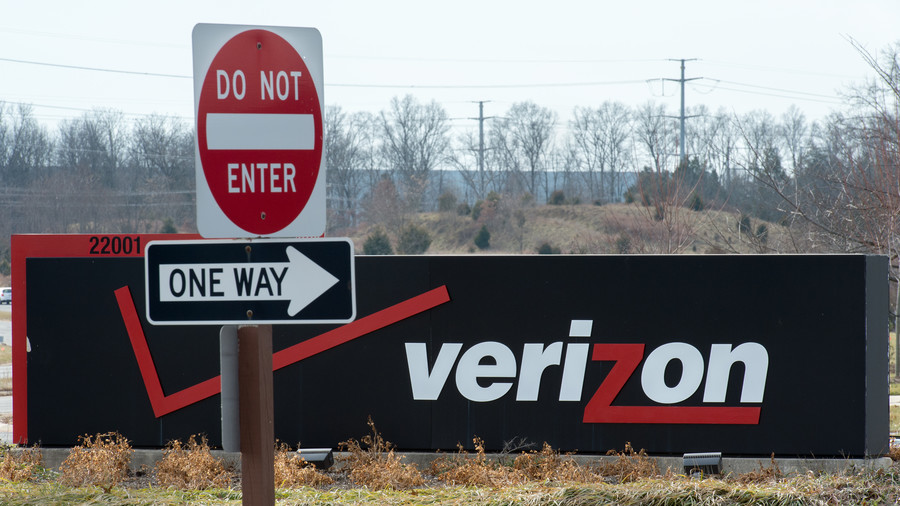 Verizon Wireless suffers massive outage across US — RT USA News