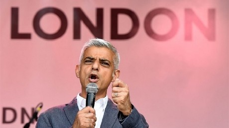 Sadiq Khan, Mayor of London speaks as Londoners take to Trafalgar Square to celebrate Eid. June 22, 2018 © Pete Maclaine