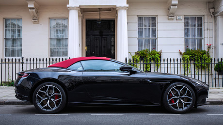 Supreme Court speaks out against formal approach in trials over extremist internet reposts