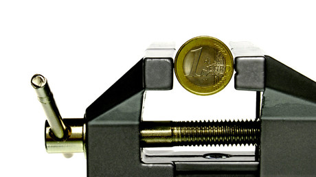 US economy about to collapse, taking down dollar & American standard of living – Peter Schiff