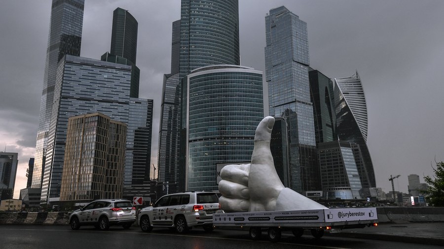 Sanctions anyone? Russia's richest keep getting richer