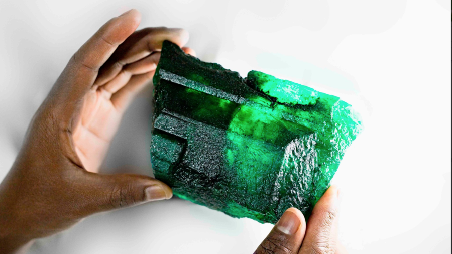 Enormous 1.1kg emerald found worth an estimated $2.5mn (PHOTOS) — RT