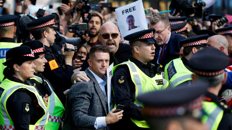 Tommy Robinson arrives at the Old Bailey to attend a hearing © Reuters / PETER NICHOLLS