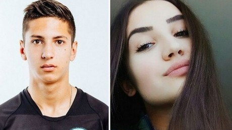 Mexico ‘opens border’ to women & children of US-bound migrant caravan (VIDEO)