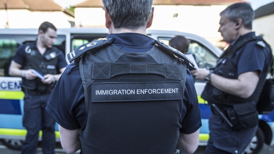 Border Force Discovers 11 Children Inside Refrigerated Lorry