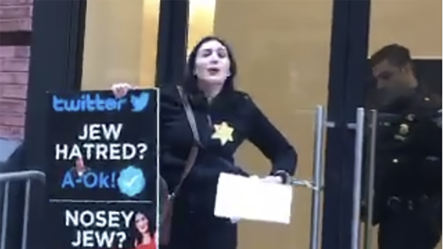 ‘Twitter hates Jews!’ Laura Loomer handcuffs self to ... - 900 x 506 png 388kB