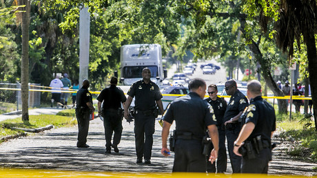 Gunman kills 2, wounds 6 at yoga studio in Florida, suspect dead