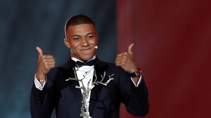 kylian mbappe wins trophee kopa for best young player at ballon d or ceremony - kylian mbappe fortnite