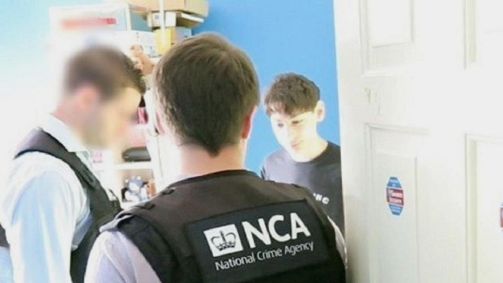 ‘Perverted sense of fun’: UK teen who sent bomb threats to schools & airports jailed for 3 years