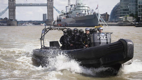 British special forces storm migrant-hijacked container ship off English coast