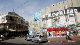 Bethlehem mayor on the occupation of his city, Michael Sandle on West’s regime-change wars (E694)