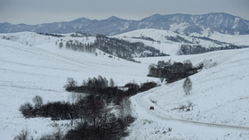 Spanish traveler, who rode bike & slept in TENT at -50 Celsius rescued by Siberian locals (PHOTOS)