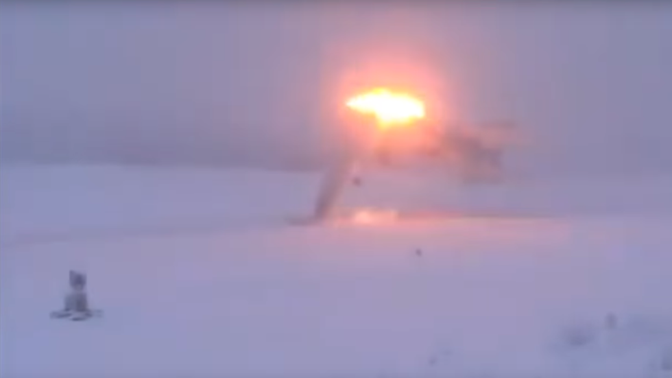 WATCH Russian supersonic Tu-22M3 bomber’s terrifying crash-landing in ...