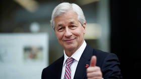  Struggling to stay afloat in China: RT’s Boom Bust on rivals taking a bite out of Apple