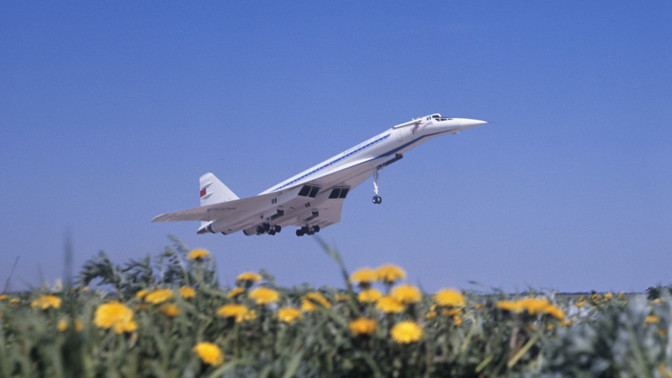 Blast from the past: Putin wants Russian civilian air travel to go supersonic once again Blast from the past: Putin wants Russian civilian air travel to go supersonic once again