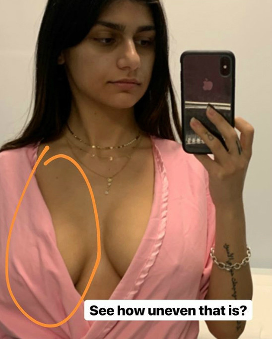 Mia khalifa boob