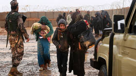 Refugees at Rukban camp in Syria. © Khalil Mazraawi / AFP