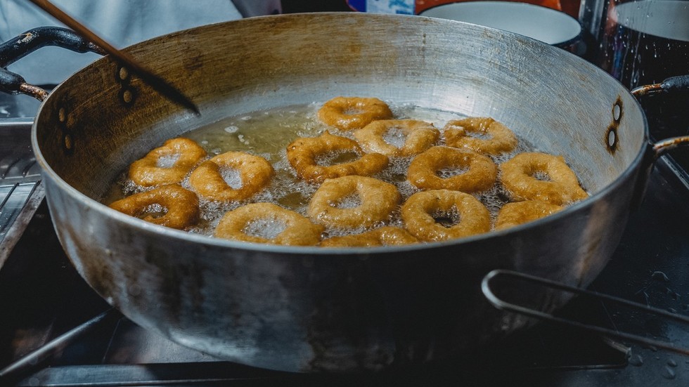 If new gene-edited cooking oil is a scientific marvel just say so - but don’t secretly feed it to us If new gene-edited cooking oil is a scientific marvel just say so - but don’t secretly feed it to us