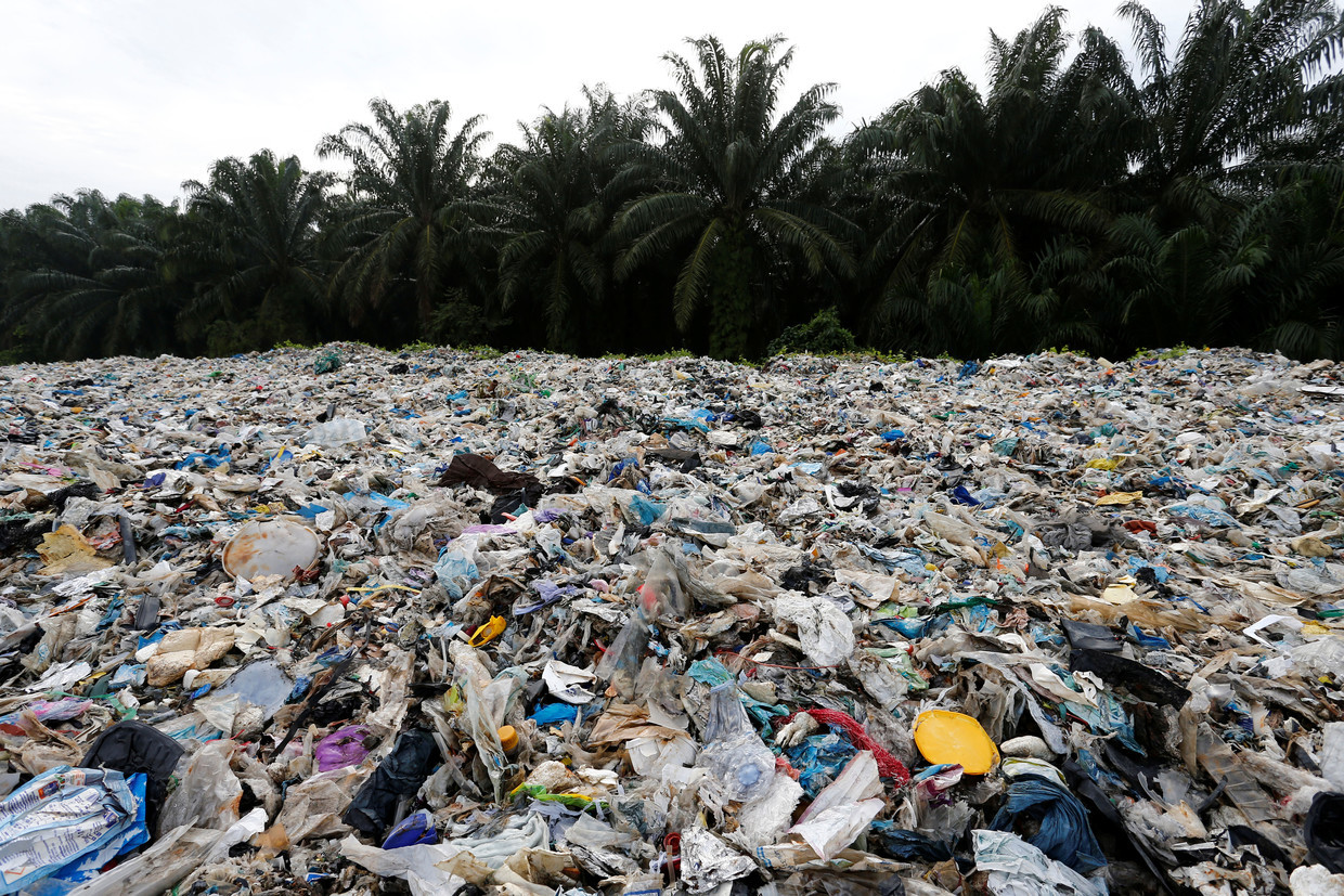 Global recycling crisis shows West can t use poorer 