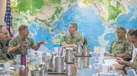 US Navy admirals discuss logistics at a briefing in Singapore, March 6, 2019