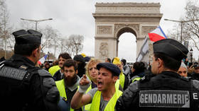Yellow Vests & police clash in Paris as Macron’s ‘great debate’ ends (VIDEO)