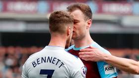 Premier League star yellow-carded after KISSING rival player on nose (VIDEO)