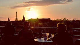 Paris restaurants to charge cancellation fees & fines to no-show clients