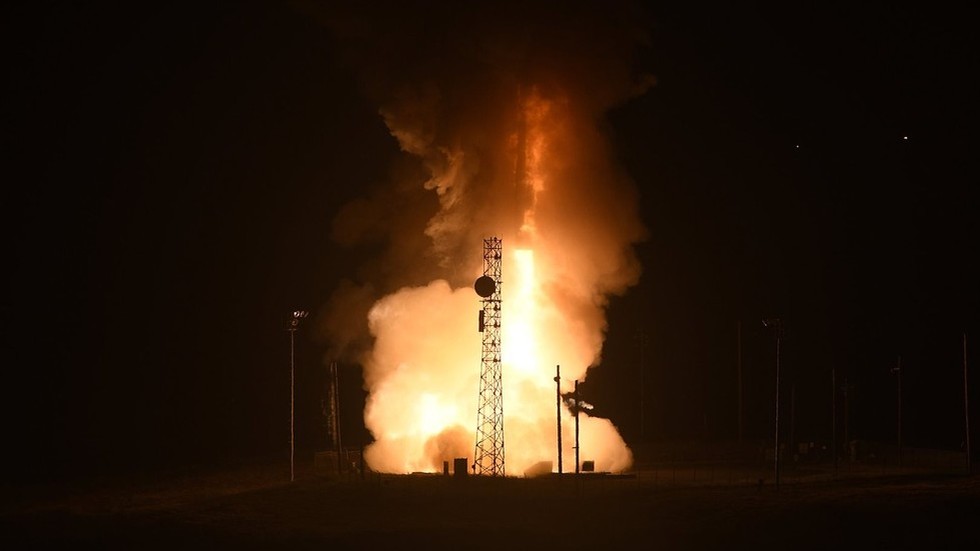 US test-launches nuclear-capable Minuteman III intercontinental ballistic missile (VIDEO)