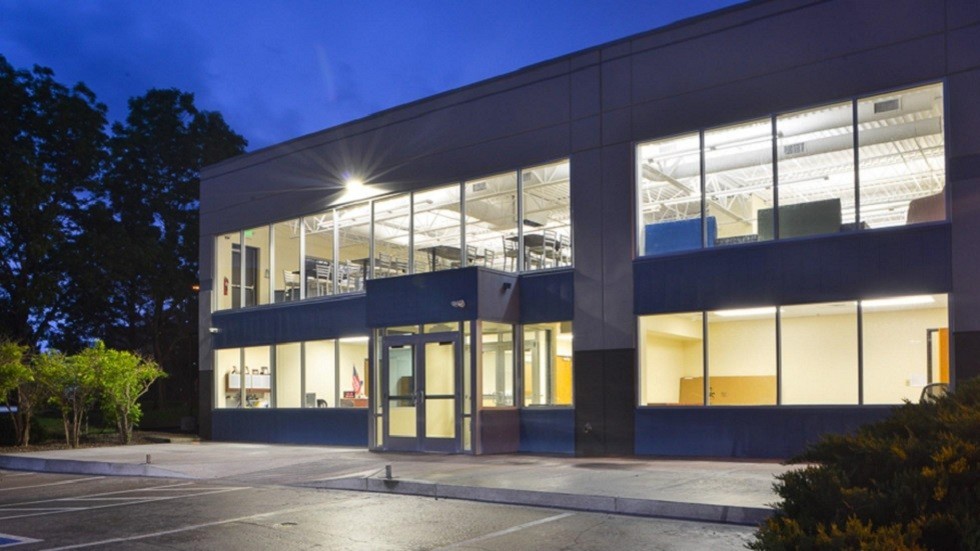 1 student killed, 8 injured in Colorado school shooting — RT USA News