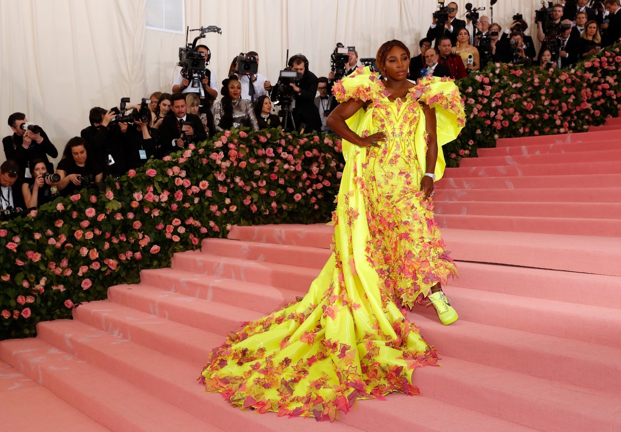 hamilton met gala outfit