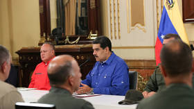 Maduro bleibt