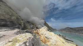 The Ijen Man (360 Video)