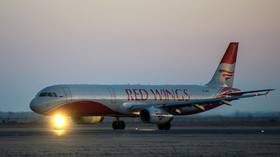 Man wreaks havoc aboard Russian plane, brawls with passengers & dies
