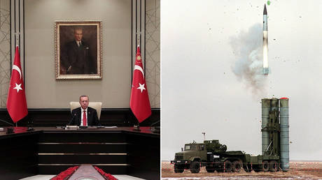 (L) © Reuters/Handout/Presidential Press Office/Murat Cetinmuhurdar; (R) © Reuters