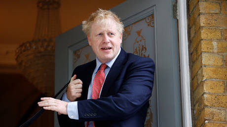 © Reuters / Henry Nicholls