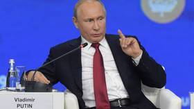 7 times Putin apparently trounced US at St. Petersburg Forum 