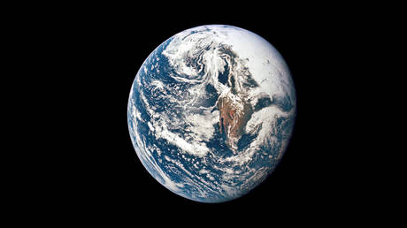 Russia, India discuss ‘futuristic’ tech & space cooperation ahead of New Delhi’s lunar mission