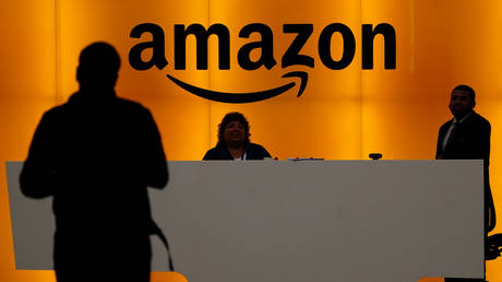 The front desk of the Amazon office in New York © Reuters / Carlo Allegri