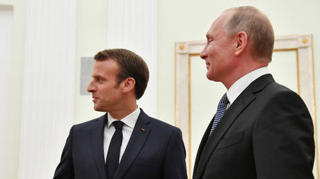 Macron accepts Putin’s invitation to attend celebrations of 75th anniversary of victory in WWII