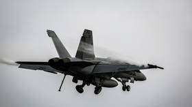 US Navy F-18 Super Hornet crashes in California