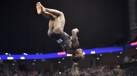 Simone Biles performs her floor routine during the 2019 US Gymnastics Championships © REUTERS / Denny Medley