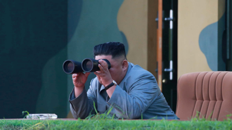 FILE PHOTO: North Korean leader Kim Jong Un watches the test-fire of two short-range ballistic missiles on Thursday, in this undated picture released by North Korea's Central News Agency (KCNA) on July 26, 2019. © Reuters